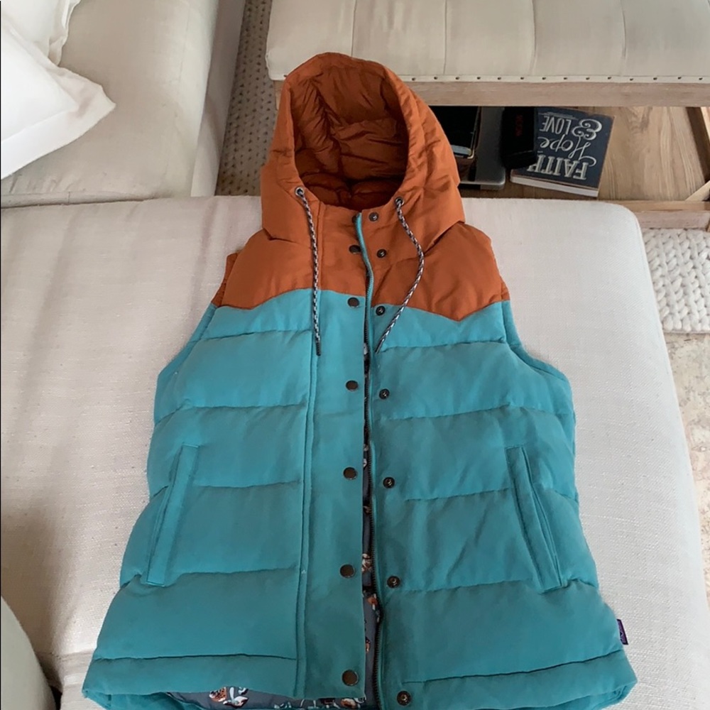 Patagonia bivy down vest!